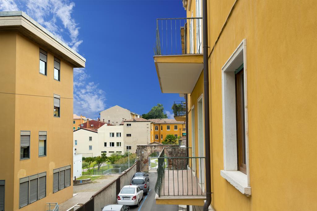 Verona Centre Apartments Bagian luar foto