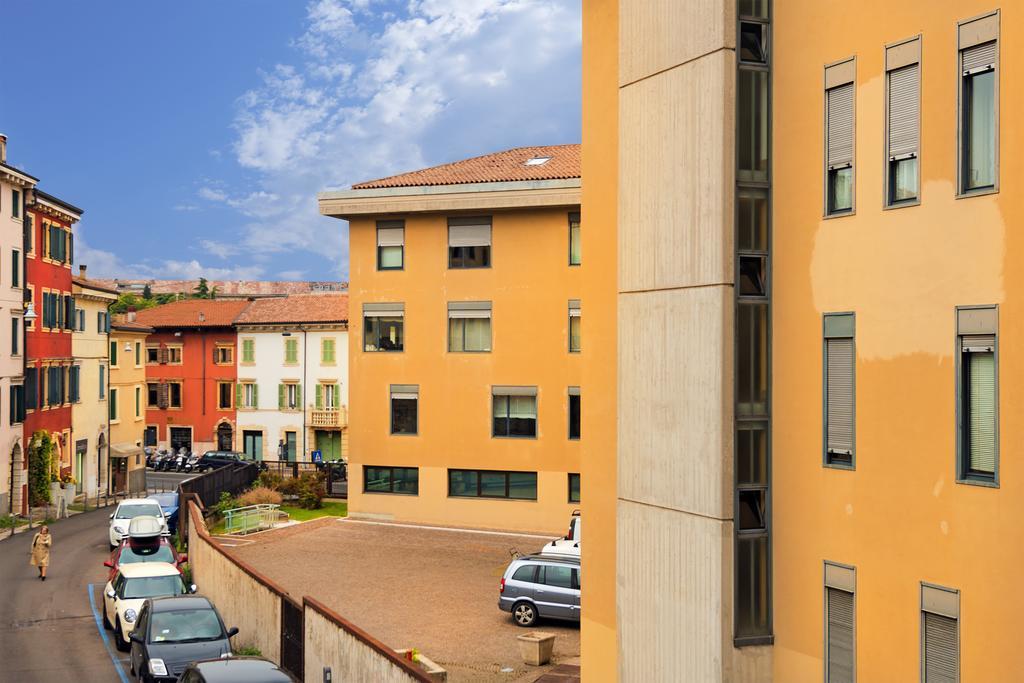 Verona Centre Apartments Bagian luar foto